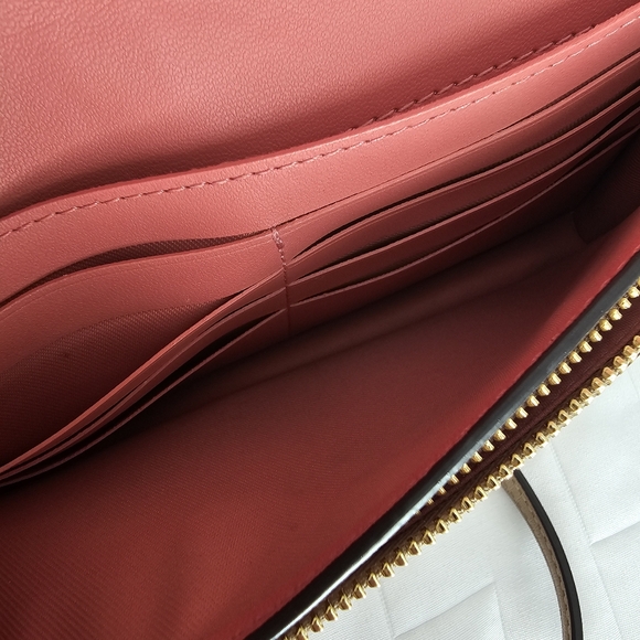 COACH ANNA FOLDOVER CLUTCH CROSSBODY IN SIGNATURE JACQUARD W/ STRIPES PINK TAFFY - Picture 8 of 13